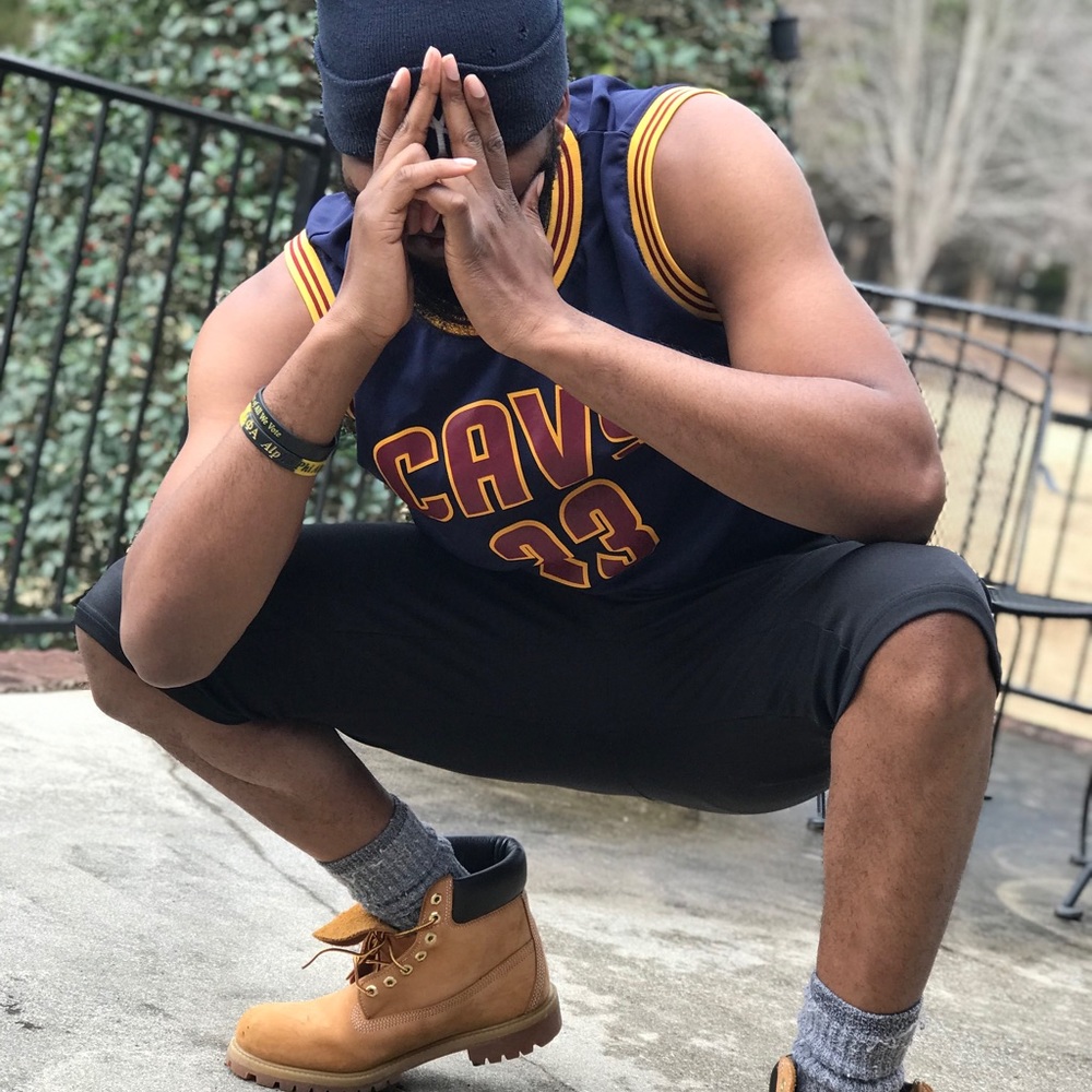 Lebron James 💪🏾👑 Cavs Jersey kids XL